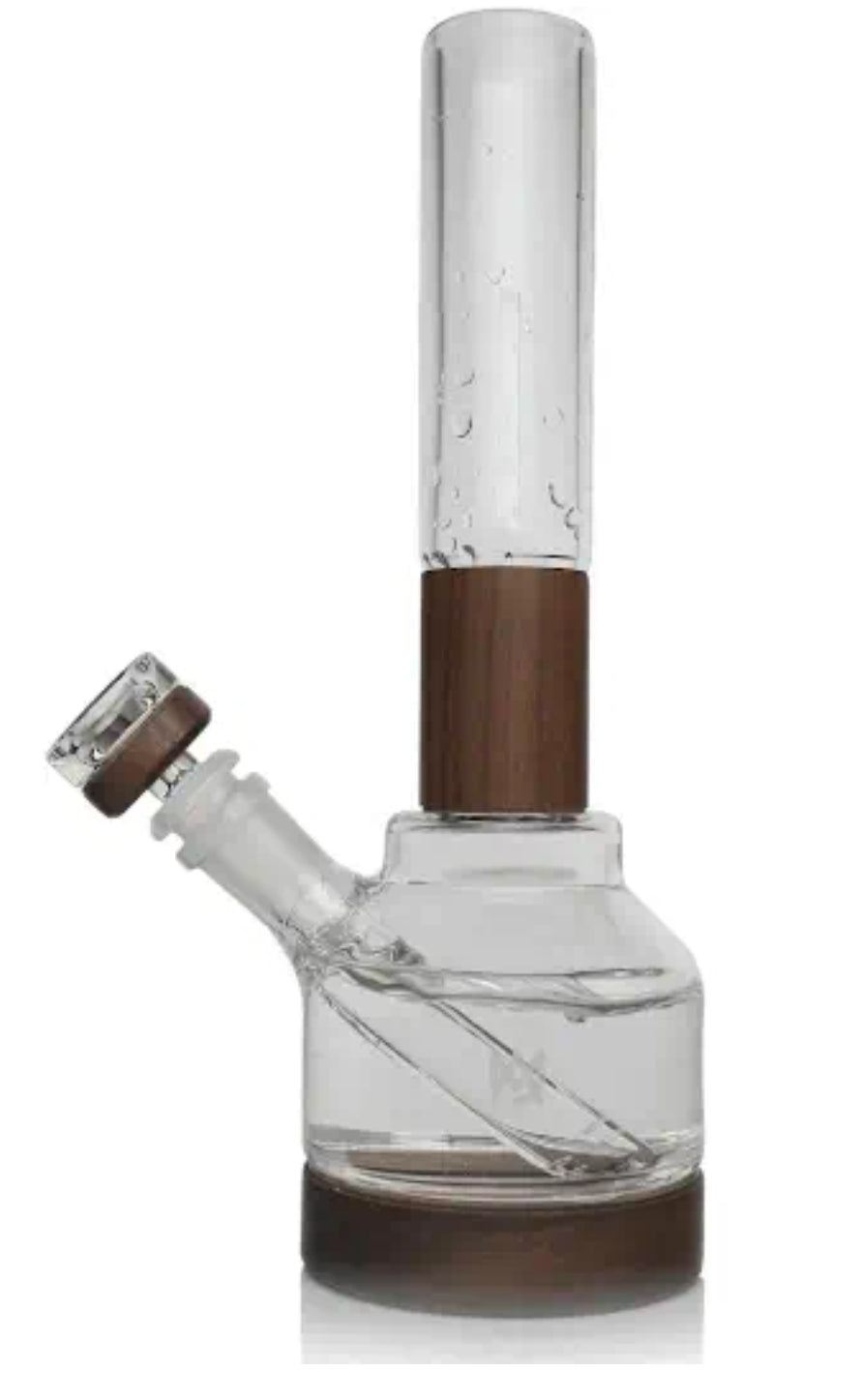 Palisade Water Pipe